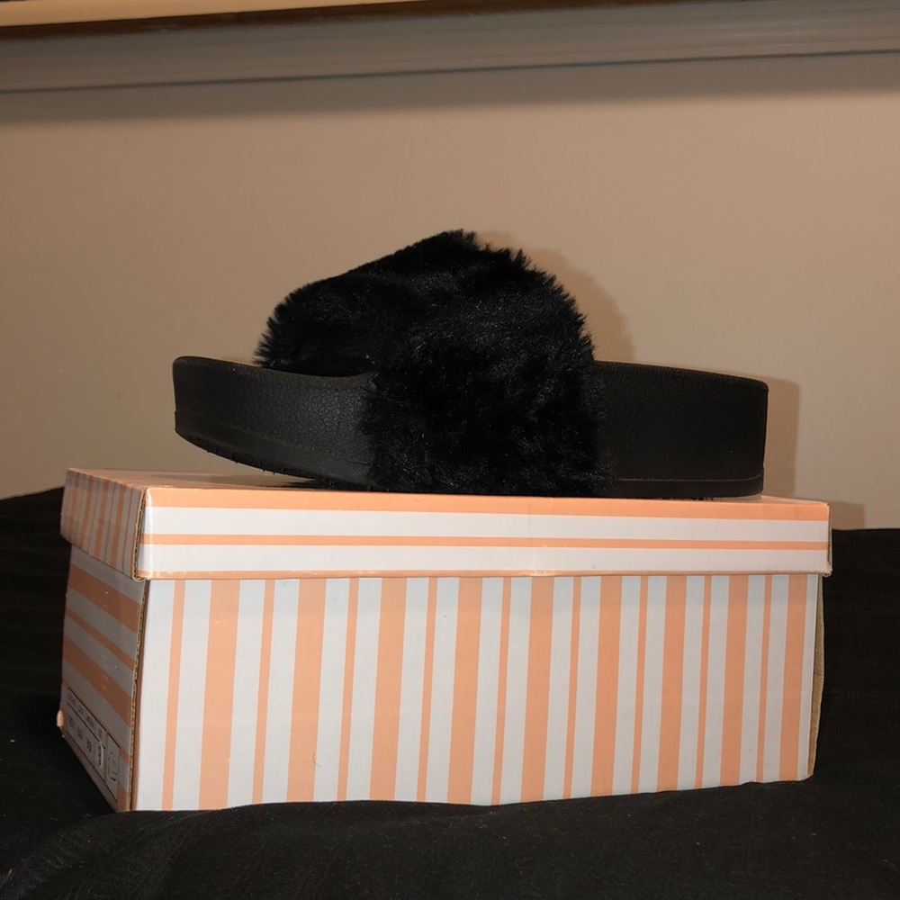 Fur platform slides